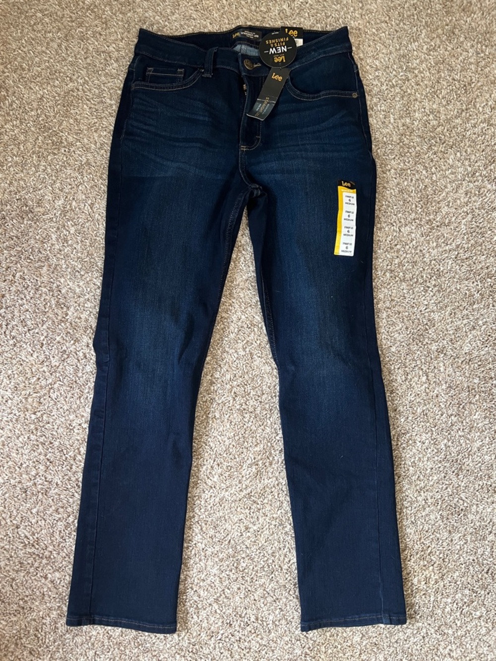 Lee Women’s Straight Leg Jeans in Dark Blue Wash